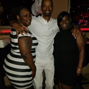 Meet your Posher, Lois